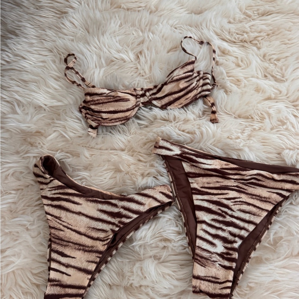 Monday Swimwear Bikini Set